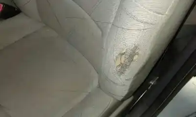 Здавання транспортного засобу renault clio ii fase ii (b/cb0) року 2004 потужний 