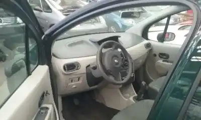 Scrapping Vehicle renault modus pack authentique of the year 2005 powered d4f740