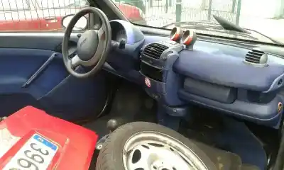 Veicolo di demolizione smart coupe pure dell'anno 1999 alimentato m160e6alb04