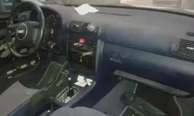 Scrapping Vehicle audi a3 (8l) 1.6 ambiente of the year 2000 powered avu