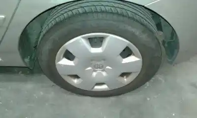 Veicolo di demolizione toyota corolla (_e12_) 1.4 d (nde120_) dell'anno 2005 alimentato 1ndtv