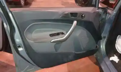 Veicolo di demolizione ford fiesta (cb1) titanium dell'anno 2009 alimentato 