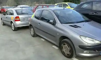 Veicolo di demolizione peugeot                                            206 berlina                                                                                                                                                                                                                                                xt                                                                                                                                                                                                                                                         dell'anno 2001 alimentato 