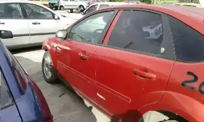 Veicolo di demolizione ford focus berlina (cap) ambiente (d) dell'anno 2005 alimentato 