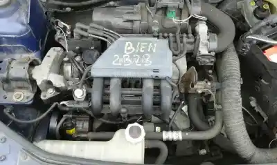 Veicolo di demolizione renault clio ii fase i (b/cbo) 1.2 dell'anno 1999 alimentato 