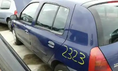 Veicolo di demolizione renault clio ii fase i (b/cbo) 1.2 dell'anno 1999 alimentato 