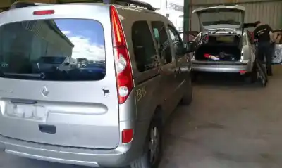 Sloopvoertuig renault kangoo dynamique acción especial van het jaar 2009 aangedreven k9k804