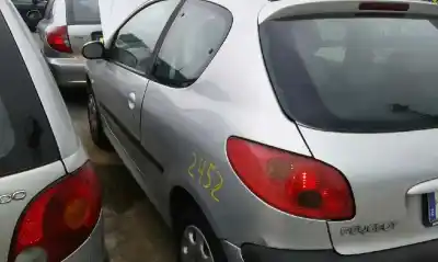 Здавання транспортного засобу peugeot                                            206 berlina                                                                                                                                                                                                                                                x-line                                                                                                                                                                                                                                                     року 2004 потужний 