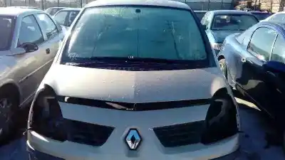 Veicolo di demolizione renault modus fantasy dell'anno 2005 alimentato k9kj