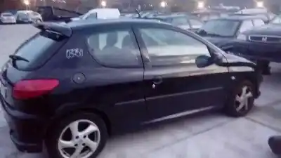 Здавання транспортного засобу peugeot                                            206 berlina                                                                                                                                                                                                                                                xs                                                                                                                                                                                                                                                         року 2003 потужний rhy