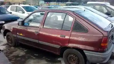 Vehicul casat opel kadett e gls berlina al anului 1991 alimentat 16sv