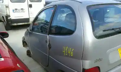 Veículo de Sucata piaggio ligier ambra gls do ano 1999 alimentado ldw502/m3