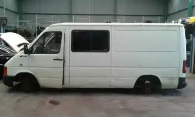 Veículo de Sucata volkswagen lt caja cerrada / combi (mod. 1997) lt 35 caja cerrada do ano 2001 alimentado 