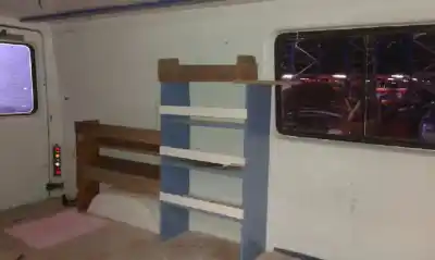 Veículo de Sucata volkswagen lt caja cerrada / combi (mod. 1997) lt 35 caja cerrada do ano 2001 alimentado 