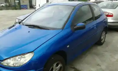 Veicolo di demolizione peugeot                                            206 berlina                                                                                                                                                                                                                                                xs-line                                                                                                                                                                                                                                                    dell'anno 2003 alimentato kfw