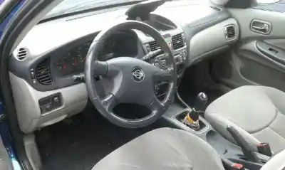 Veicolo di demolizione nissan                                             almera (n16/e)                                                                                                                                                                                                                                             acenta                                                                                                                                                                                                                                                     dell'anno 2001 alimentato yd22