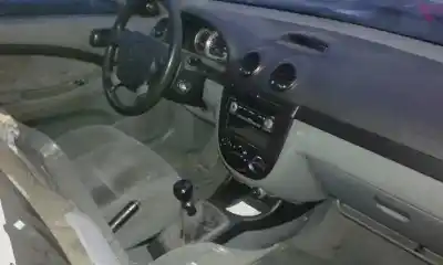 Veicolo di demolizione daewoo lacetti se dell'anno 2004 alimentato f14d3