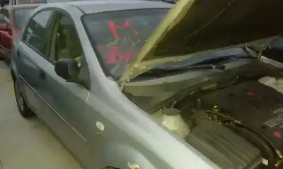 Veicolo di demolizione daewoo lacetti se dell'anno 2004 alimentato f14d3