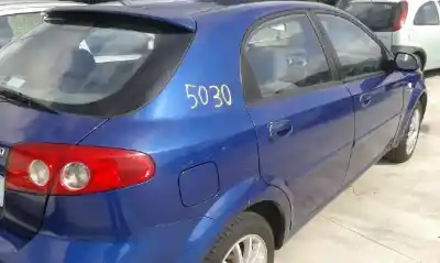 Veículo de Sucata daewoo lacetti cdx do ano 2004 alimentado t18sed