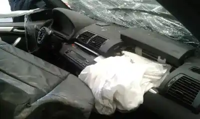 Veículo de Sucata bmw x5 (e53) 3.0d do ano 2002 alimentado 30-6d-1 d