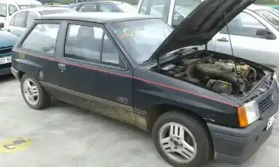 Sloopvoertuig opel corsa a gl van het jaar 1990 aangedreven g-14nv