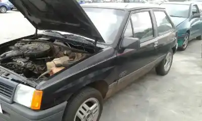 Sloopvoertuig opel corsa a gl van het jaar 1990 aangedreven g-14nv