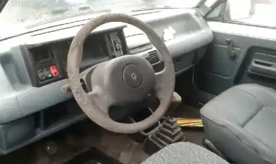 Veicolo di demolizione renault express xiii dell'anno 1995 alimentato d-f8q