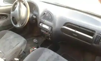 Sloopvoertuig citroen saxo 1.5 diesel van het jaar 1998 aangedreven vjz