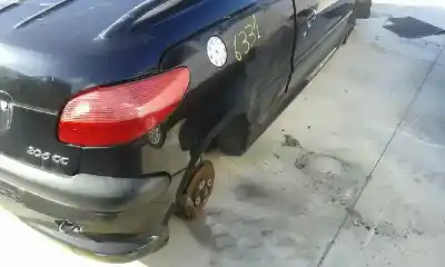 Veículo de Sucata peugeot 206 cc cc do ano 2001 alimentado rfnew10j4