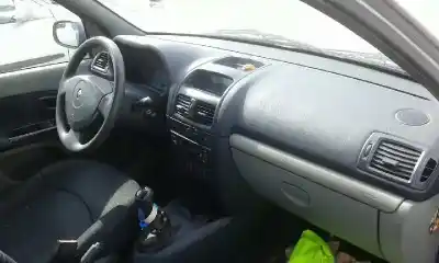 Veículo de Sucata renault clio ii fase ii (b/cb0) authentique do ano 2003 alimentado d7f g7