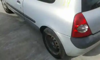 Veículo de Sucata renault clio ii fase ii (b/cb0) authentique do ano 2003 alimentado d7f g7