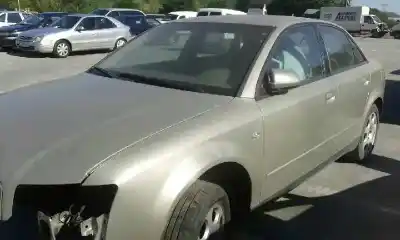 Scrapping Vehicle audi a4 berlina (8e) 2.5 v6 24v tdi of the year 2004 powered ake