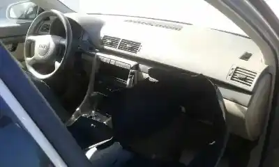 Scrapping Vehicle audi a4 berlina (8e) 2.5 v6 24v tdi of the year 2004 powered ake