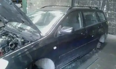 Veículo de Sucata toyota corolla (e12) 2.0 d-4d sol sedán do ano 2005 alimentado 1cdftv