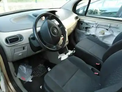 Veicolo di demolizione renault modus confort dynamique dell'anno 2005 alimentato k9kj7