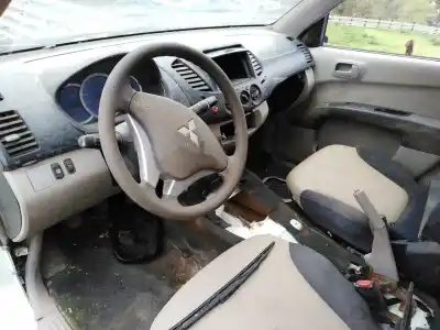 Здавання транспортного засобу mitsubishi l 200 (ka0/kb0) cabina doble invite 4x4 року 2009 потужний 4d56