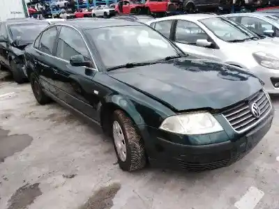 Sloopvoertuig volkswagen                                         passat berlina (3b3)                                                                                                                                                                                                                                       advance                                                                                                                                                                                                                                                    van het jaar 0 aangedreven azm