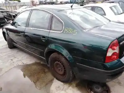 Sloopvoertuig volkswagen                                         passat berlina (3b3)                                                                                                                                                                                                                                       advance                                                                                                                                                                                                                                                    van het jaar 0 aangedreven azm