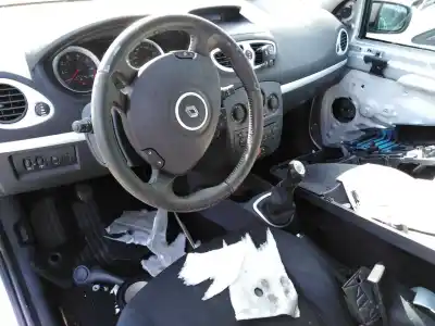 Scrapping Vehicle renault clio iii dynamique of the year 2007 powered d4fh7