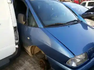 Veículo de Sucata citroen jumpy 2.0 combi confort (8/9 plazas) do ano 2002 alimentado rhx