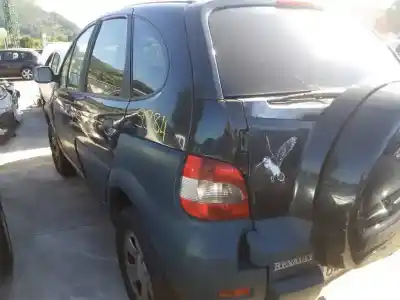 Scrapping Vehicle renault scenic rx4 (ja0) 1.9 dci salomon of the year 2001 powered f9q k7