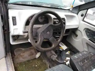 Sloopvoertuig aixam mega h74v van het jaar 1999 aangedreven z402