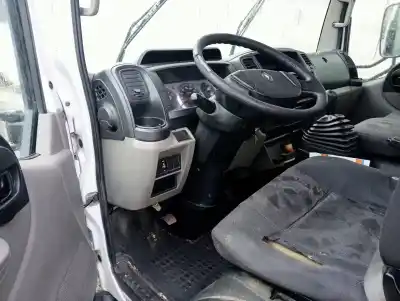 Scrapping Vehicle renault maxity fg 150.35/45 of the year 2007 powered zd30