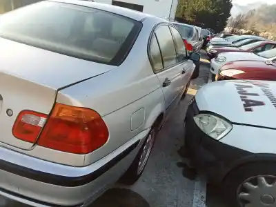 Veículo de Sucata bmw serie 3 berlina (e46) 320d do ano 2000 alimentado 204d1