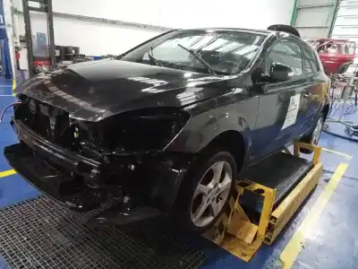 Veículo de Sucata kia pro cee'd (ed) 1.6 crdi 115 do ano 2010 alimentado d4fb