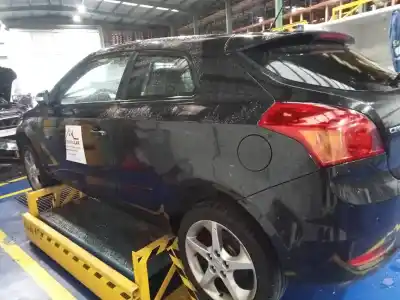 Veículo de Sucata kia pro cee'd (ed) 1.6 crdi 115 do ano 2010 alimentado d4fb