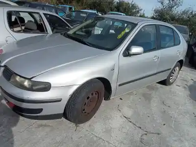 Здавання транспортного засобу seat leon (1m1) signo року 2000 потужний akl