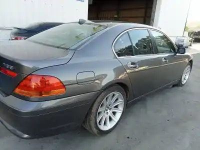 Veículo de Sucata bmw serie 7 (e65/e66) 735i do ano 2003 alimentado n62b36a