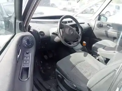 Scrapping Vehicle renault espace iv (jk0) authentique of the year 2007 powered m9ra7
