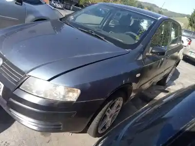 Veicolo di demolizione fiat stilo (192) 1.9 jtd cat dell'anno 2005 alimentato 192a1000